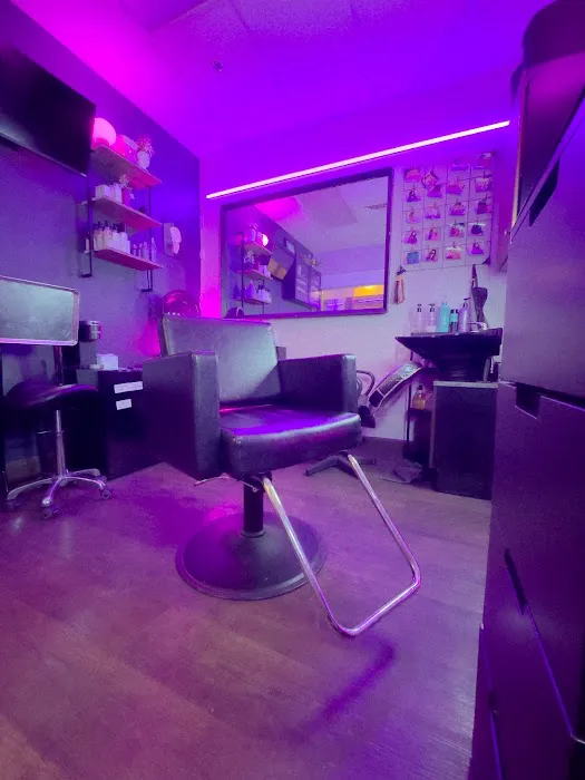 Atlas Salon Picture 2