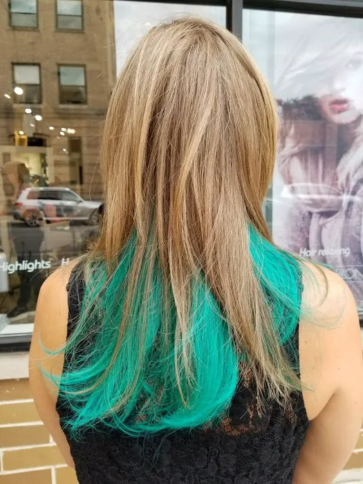TINT Salon & Spa Picture 6