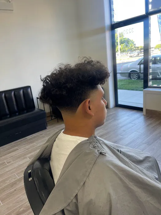 Empire Cutz Picture 5