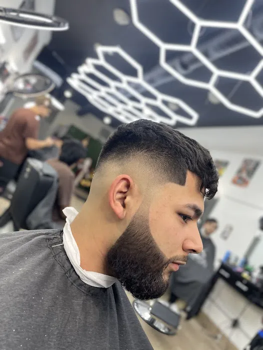 Empire Cutz Picture 4