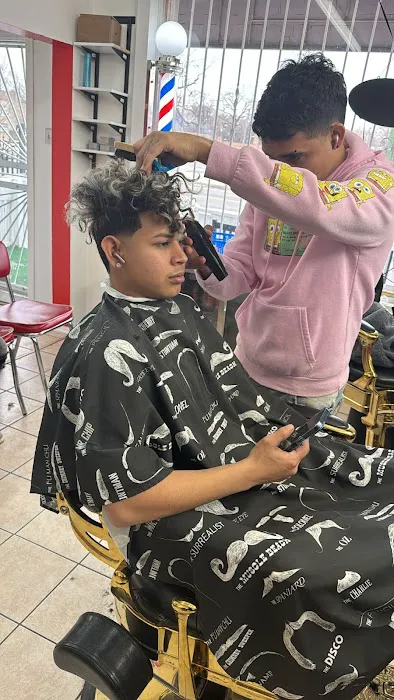 TESOROS HAIR SALON & BARBER SHOP Picture 5