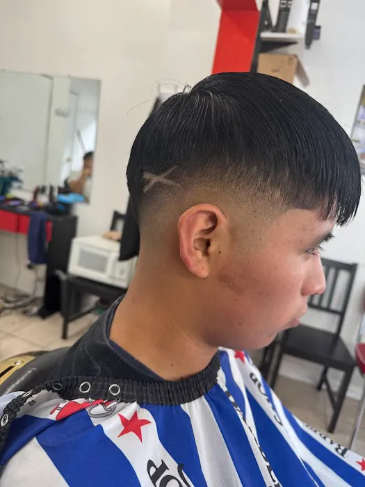 TESOROS HAIR SALON & BARBER SHOP Picture 10