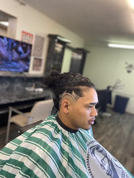 Hipster’s Barbershop Picture 4
