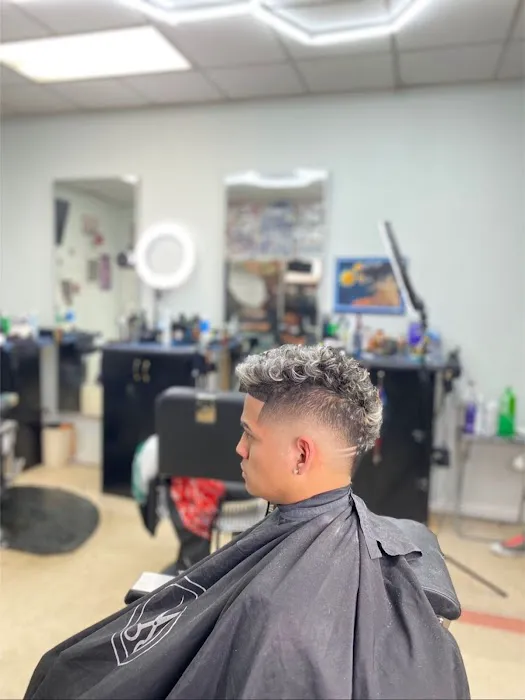 Hipster’s Barbershop Picture 6