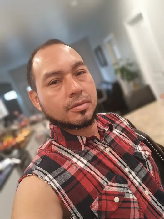 Marshalls Barbershop Picture 8