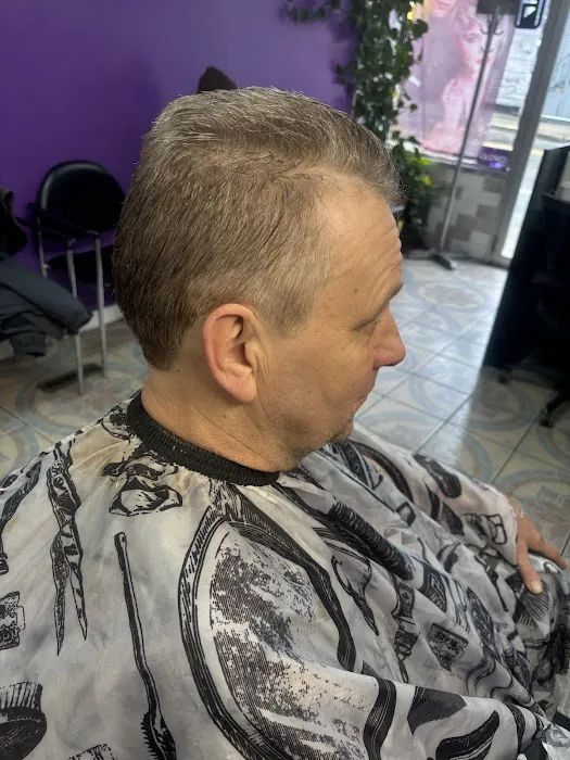 Luria Hair Salon Picture 7
