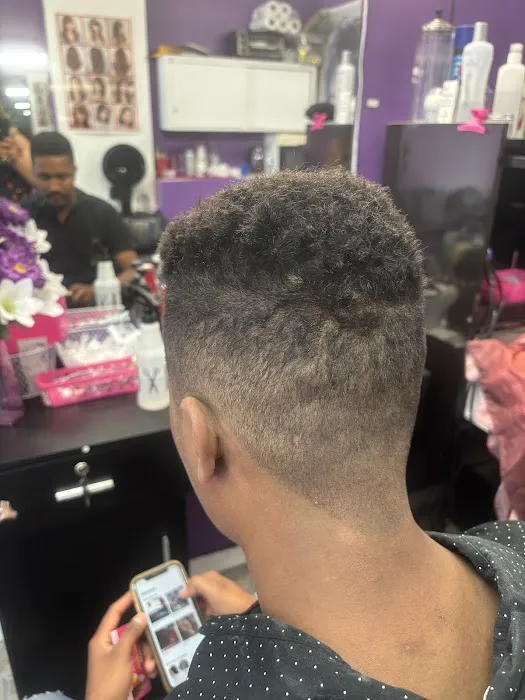 Luria Hair Salon Picture 5