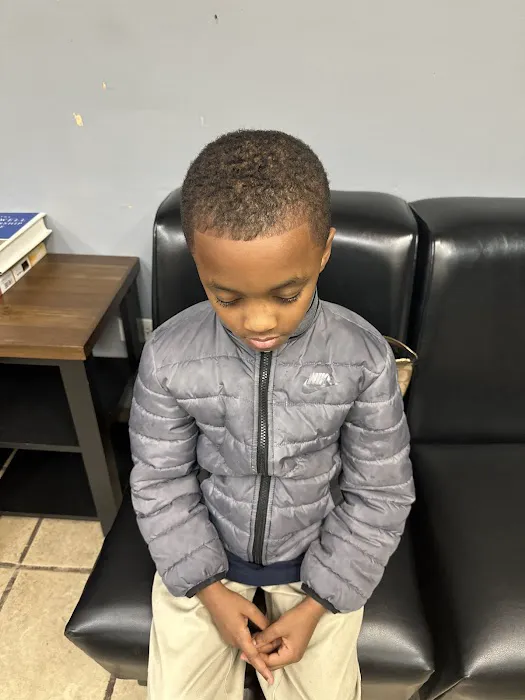 Success Barber Salon Picture 10