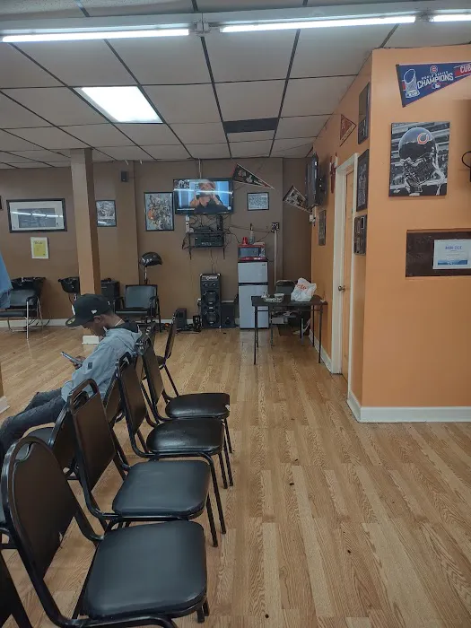At Da Barber Shop Picture 9