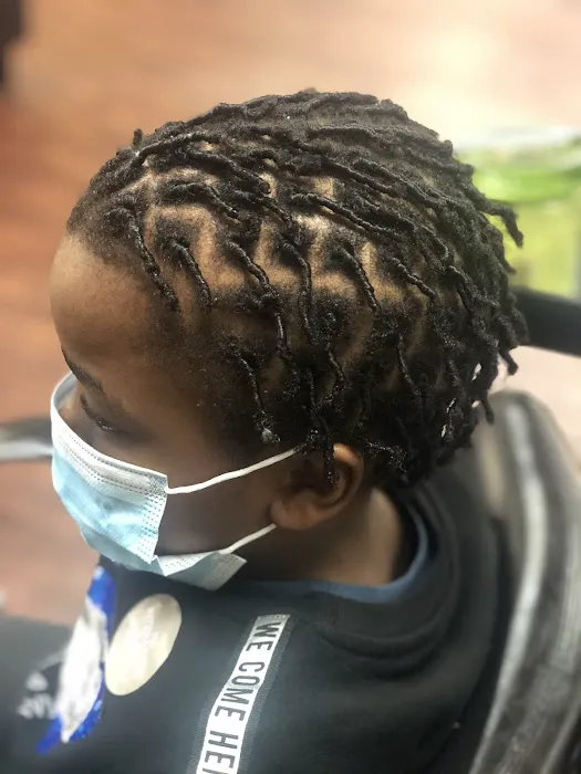 Hair Experts Bronzeville Picture 7