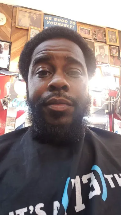 Sims Barber Shop Picture 1