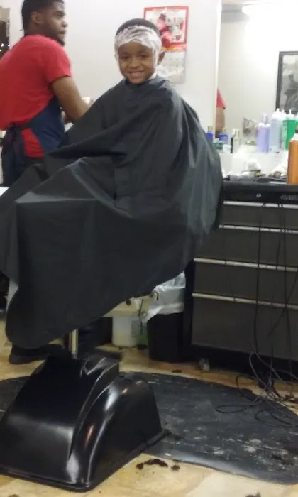 Frank's Barber Shop Picture 8