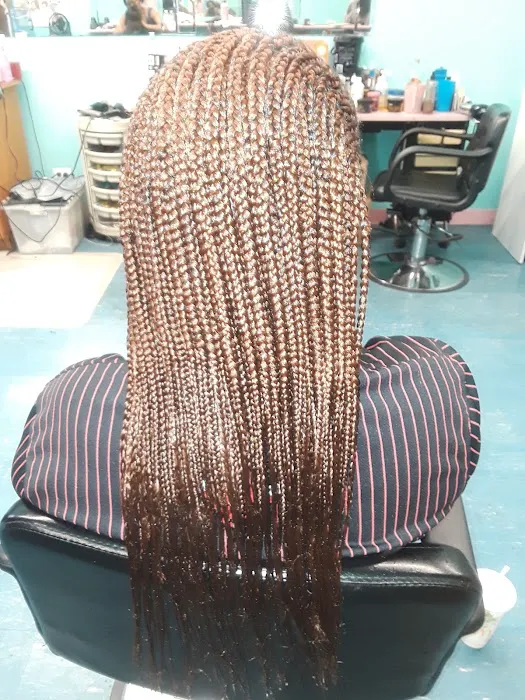 Florence African Hair Braiding Picture 5