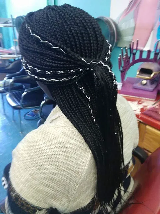 Florence African Hair Braiding Picture 9