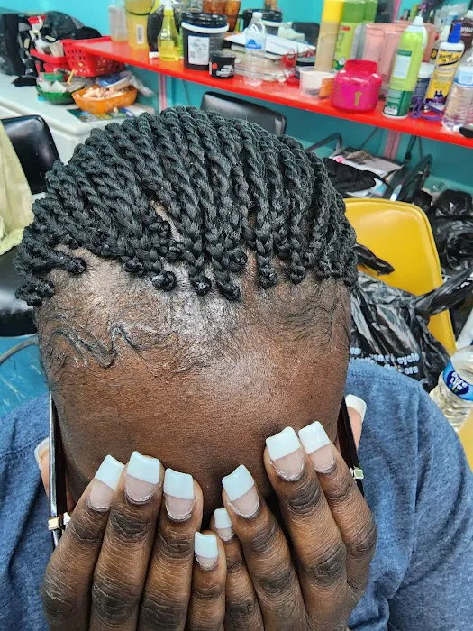 Florence African Hair Braiding Picture 4