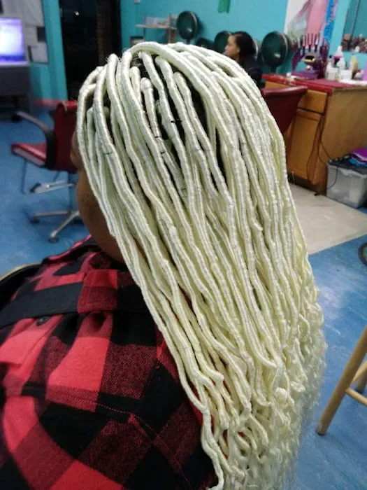 Florence African Hair Braiding Picture 10