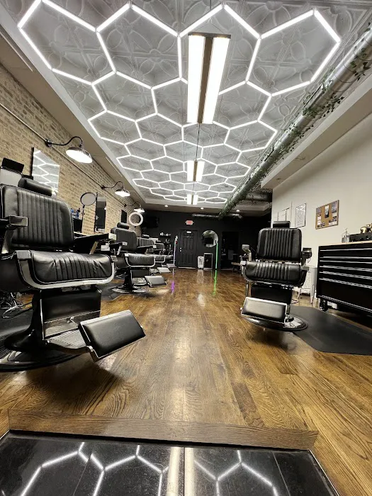 Legends Barbershop & Shave Parlor Picture 4
