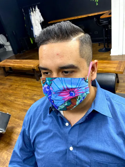 Legends Barbershop & Shave Parlor Picture 6