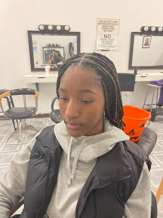 Bibi African Hair Braiding Picture 4
