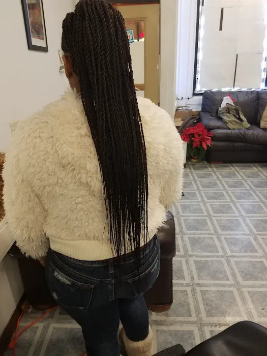 Bibi African Hair Braiding Picture 5