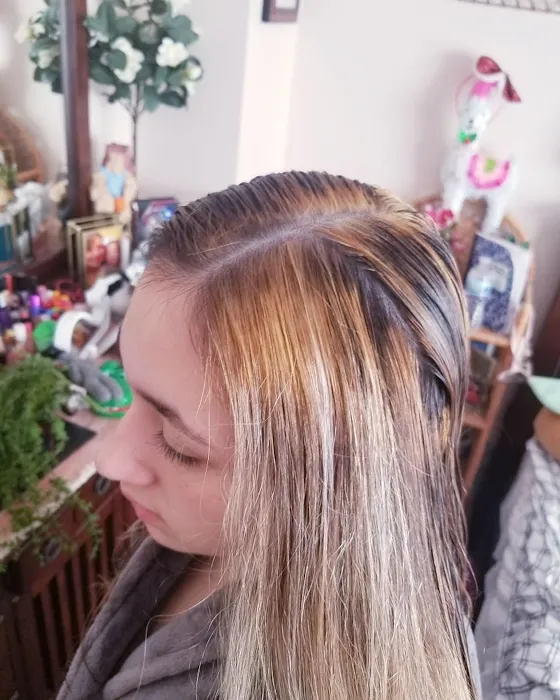 Hair With Care Picture 6