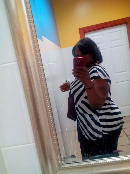 Maysa's Hair Salon Picture 3