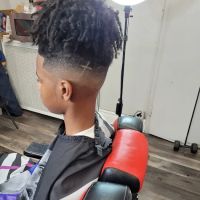 Victory Lap Barber Shop ico