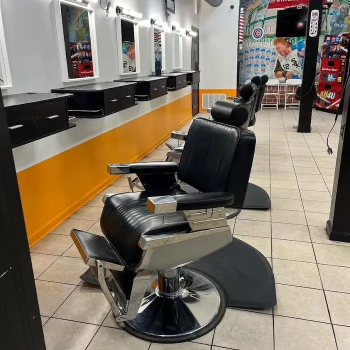 The Barber Chop - Logan Square Picture 9