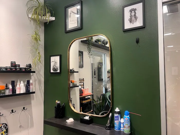 This Barber Jackie Picture 2
