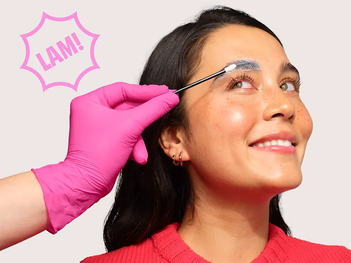 Benefit Cosmetics BrowBar Picture 5