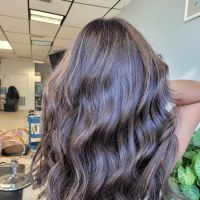 Mia's hair salon ico