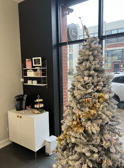 FM Hair Studio Picture 6