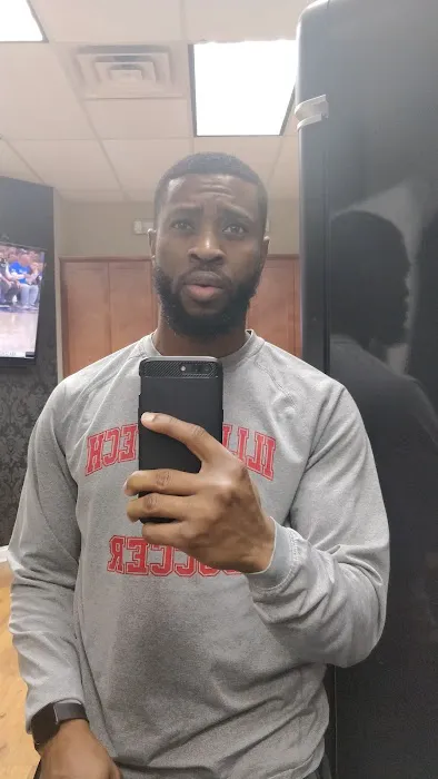 Platinum Fades Barber Lounge IV Picture 7