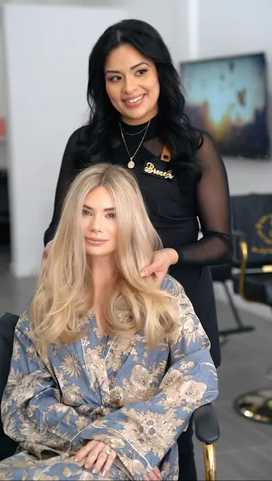 Manely Cuts&Blowouts Picture 4