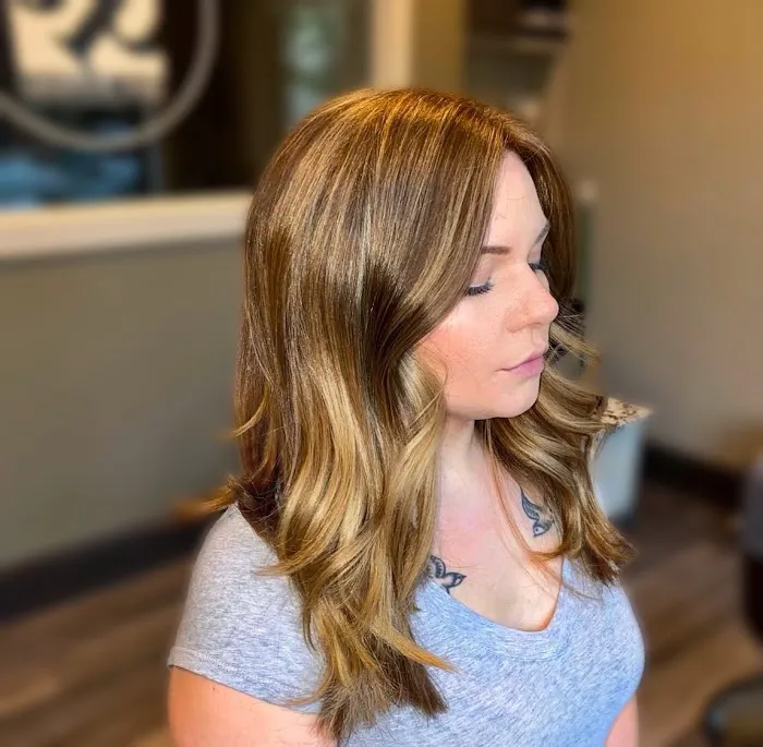 Rich and Beautiful Hair Picture 3