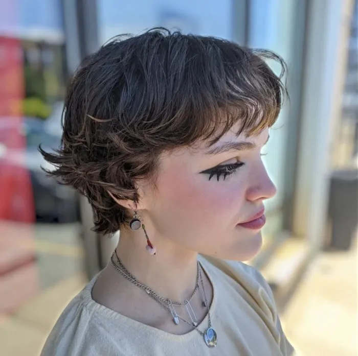 Da @ Eclipse Salon Picture 3