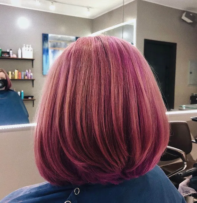 Isaac Crawford Salon Picture 6