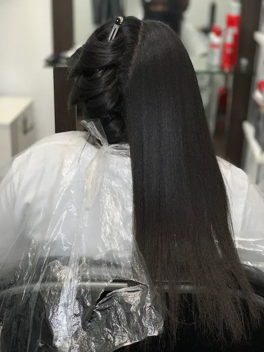 Blewprint Salon Picture 9