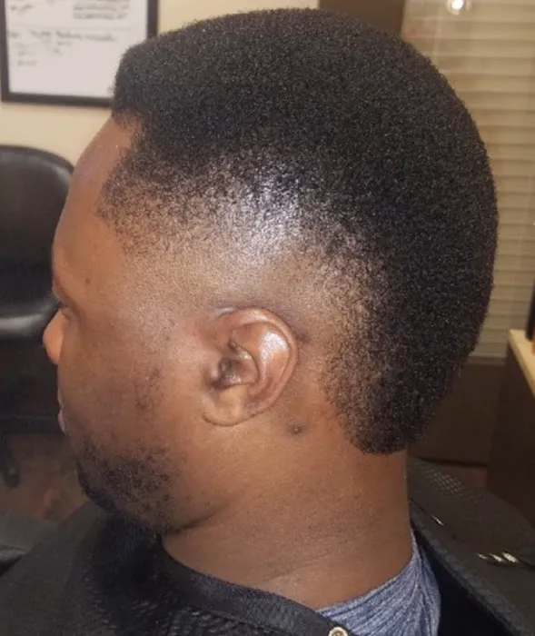 The Barber Suite - Deprece Oliver Picture 3