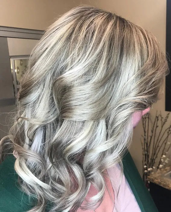 Salon Aster | Color, Extensions, Cuts Picture 7