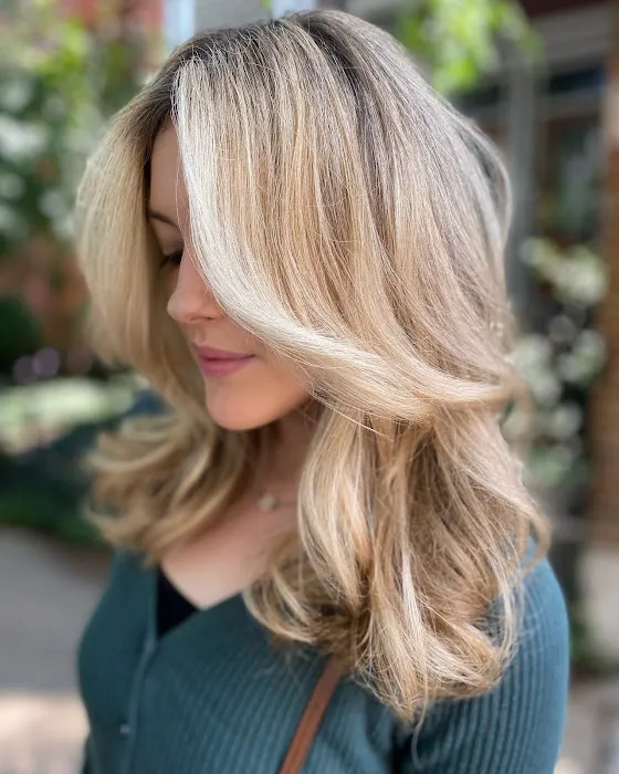 Salon Aster | Color, Extensions, Cuts Picture 8