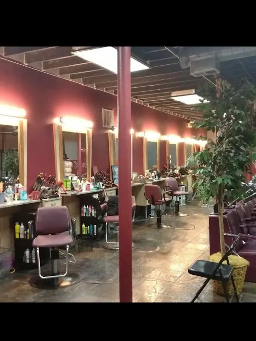 Everything Excellent Barber and Beauty Salon Picture 5