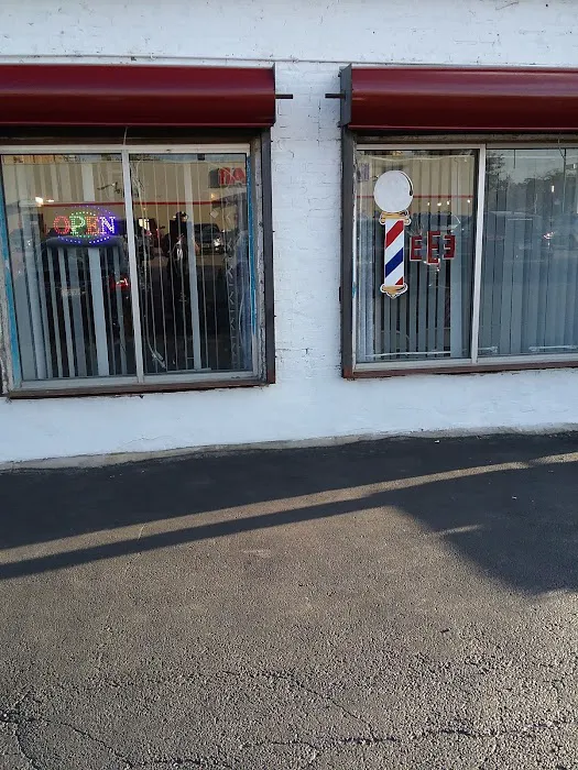 Everything Excellent Barber and Beauty Salon Picture 3