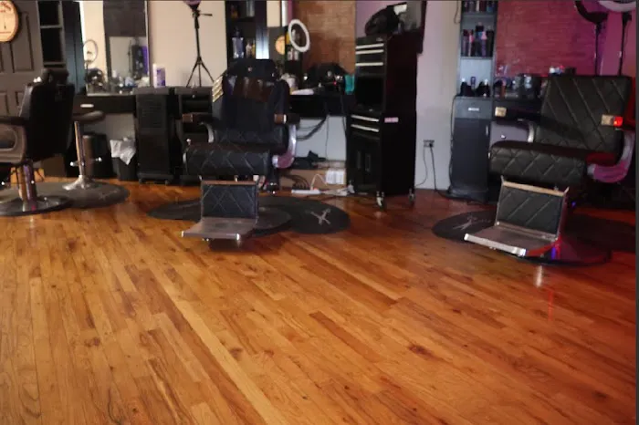 The Grooming Lounge 45 Picture 5