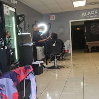 Black Swan Barber Lounge ico