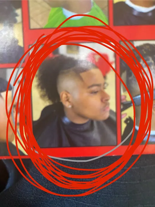 Black Swan Barber Lounge Picture 2