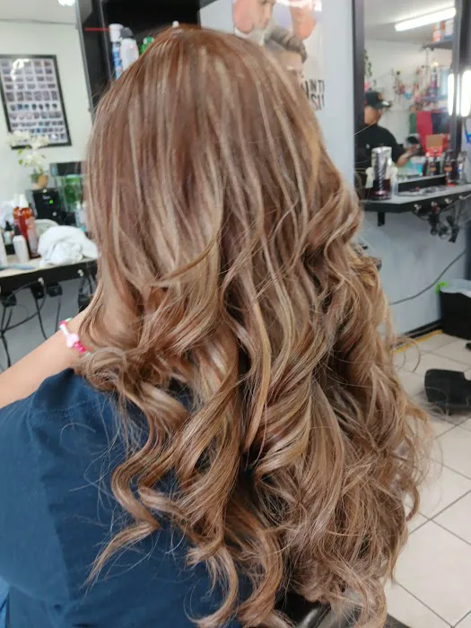 Estilo Fade Barber Salon Picture 6