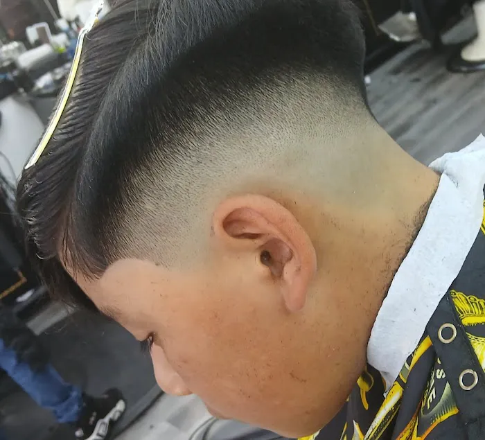 LTBARBERSHOP SOUTH Picture 5