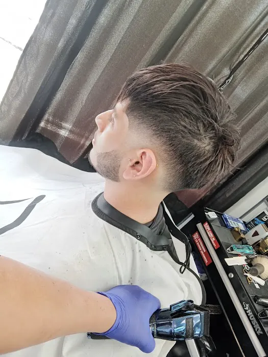 LTBARBERSHOP SOUTH Picture 10