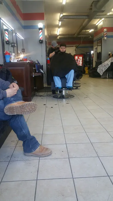 Tigrillos Barbershop #3 Picture 1